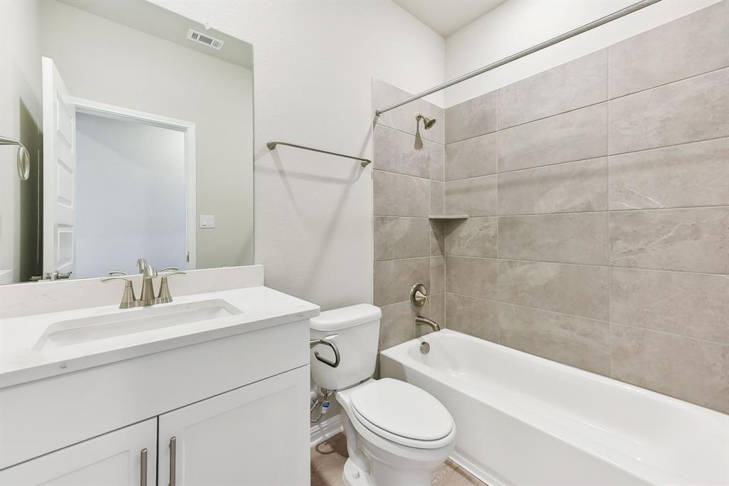 181 Old Town Rd Property Photo 20