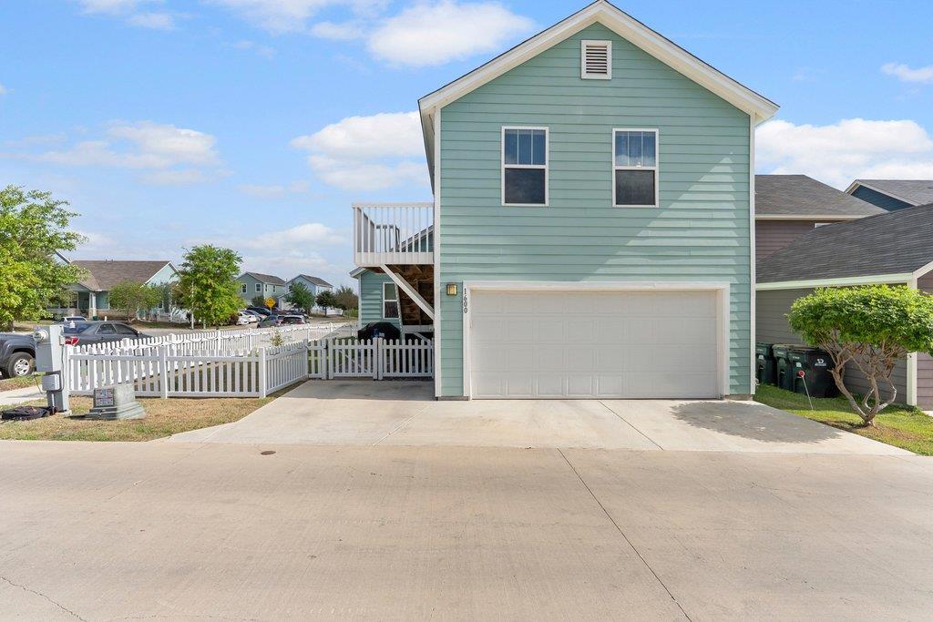 1600 Arbor Knot Dr #b Property Photo 1