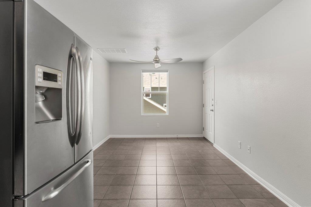 1600 Arbor Knot Dr #b Property Photo 10