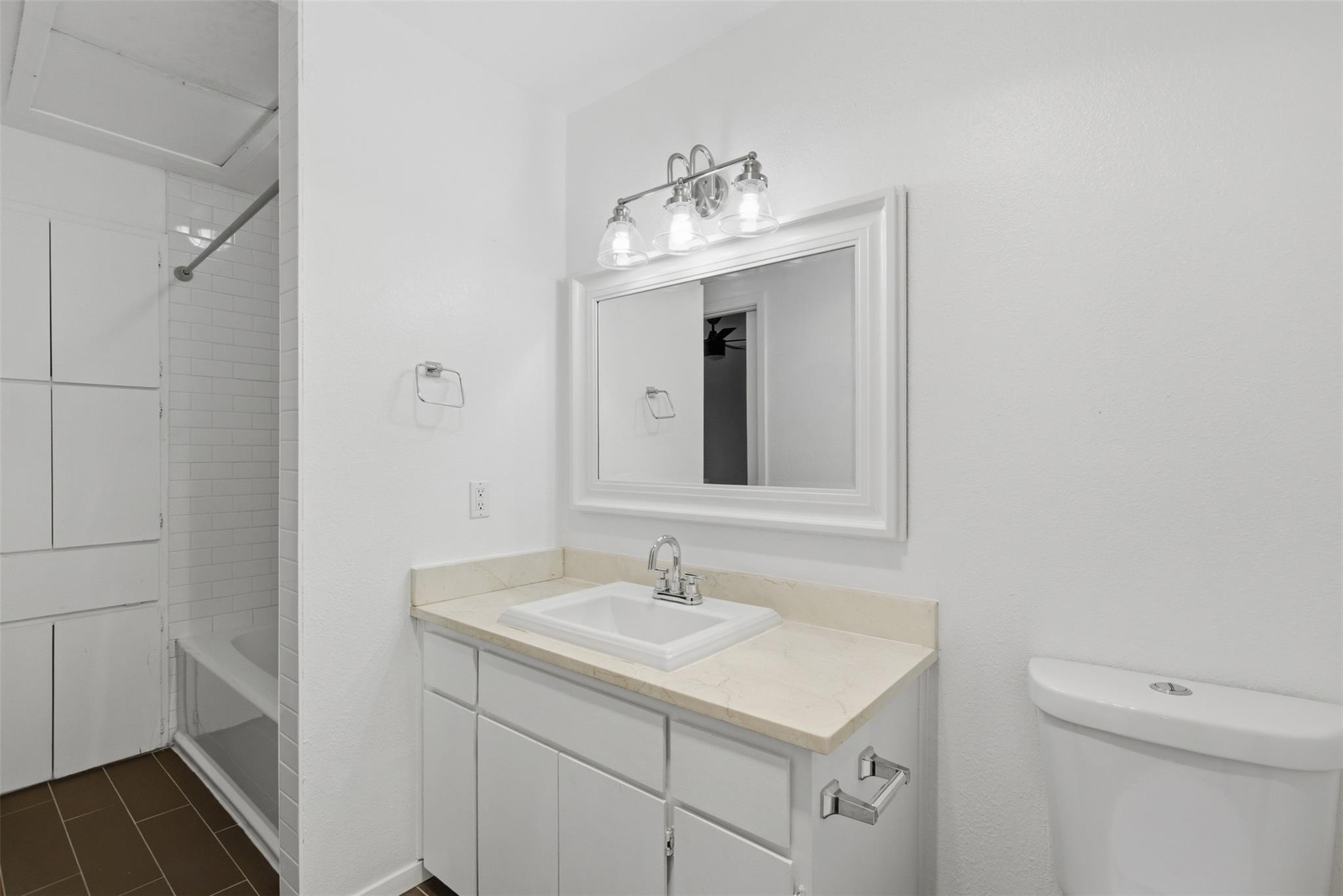 4204 Hudson Bend Rd #b Property Photo 31