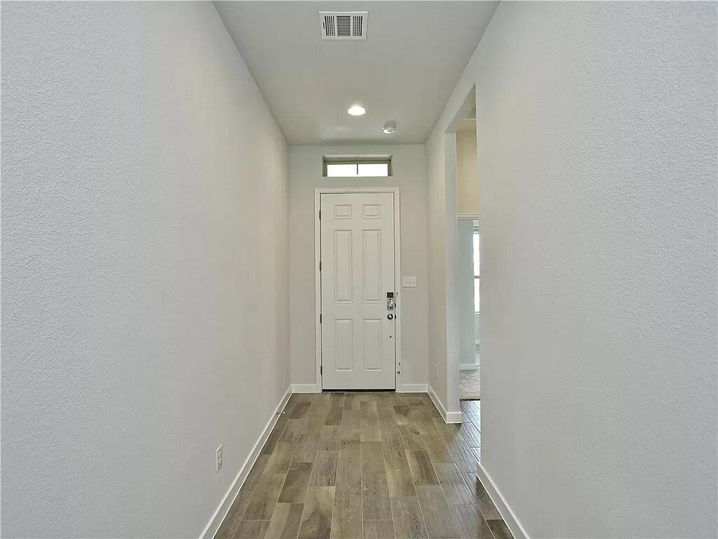 129 San Domenico Cv Property Photo 4