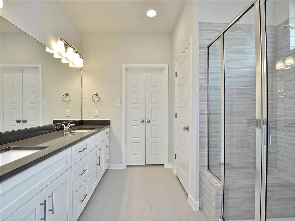 129 San Domenico Cv Property Photo 14