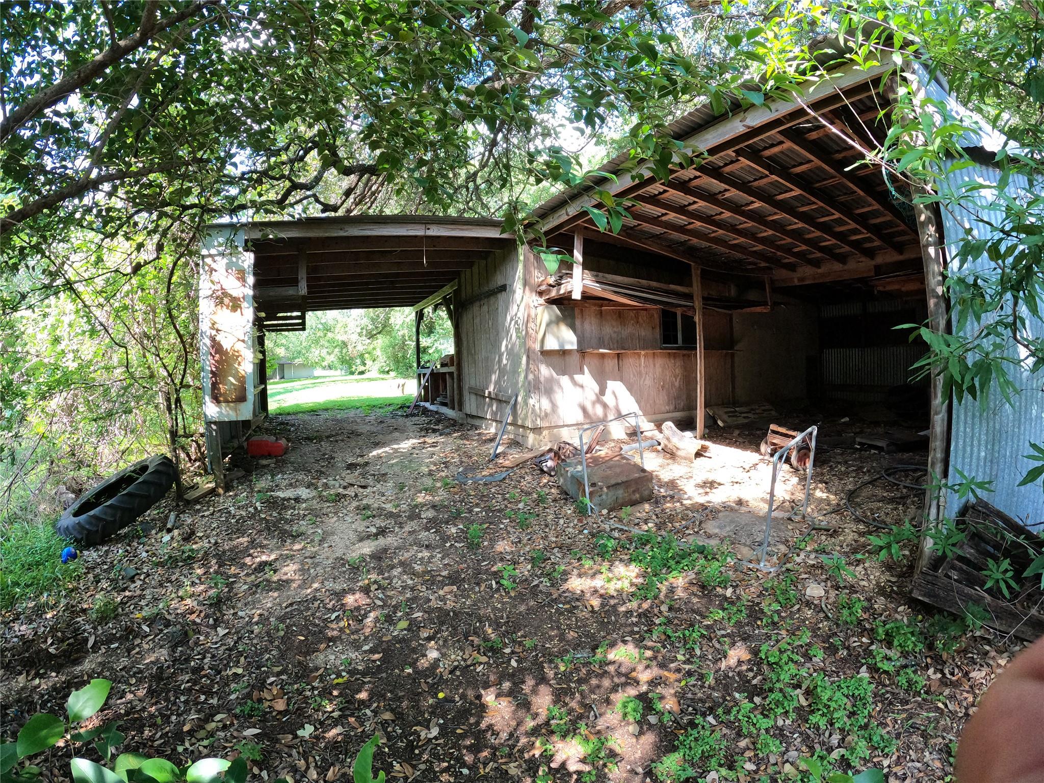 1806 Fortview Rd Property Photo 15