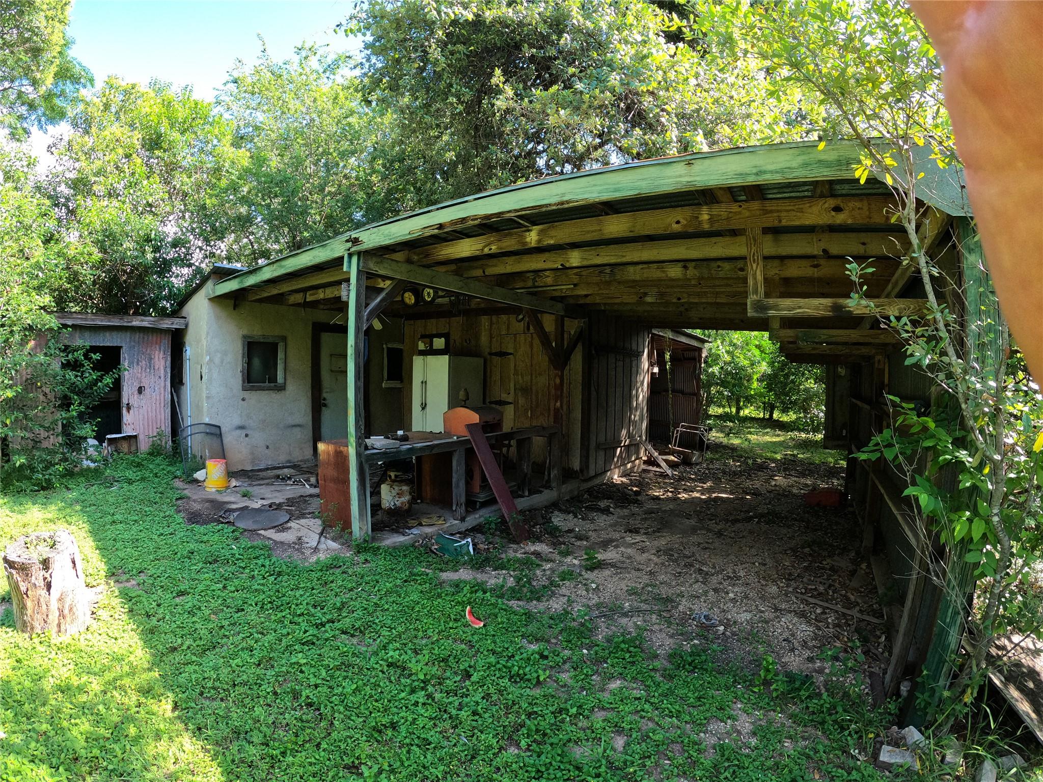 1806 Fortview Rd Property Photo 18