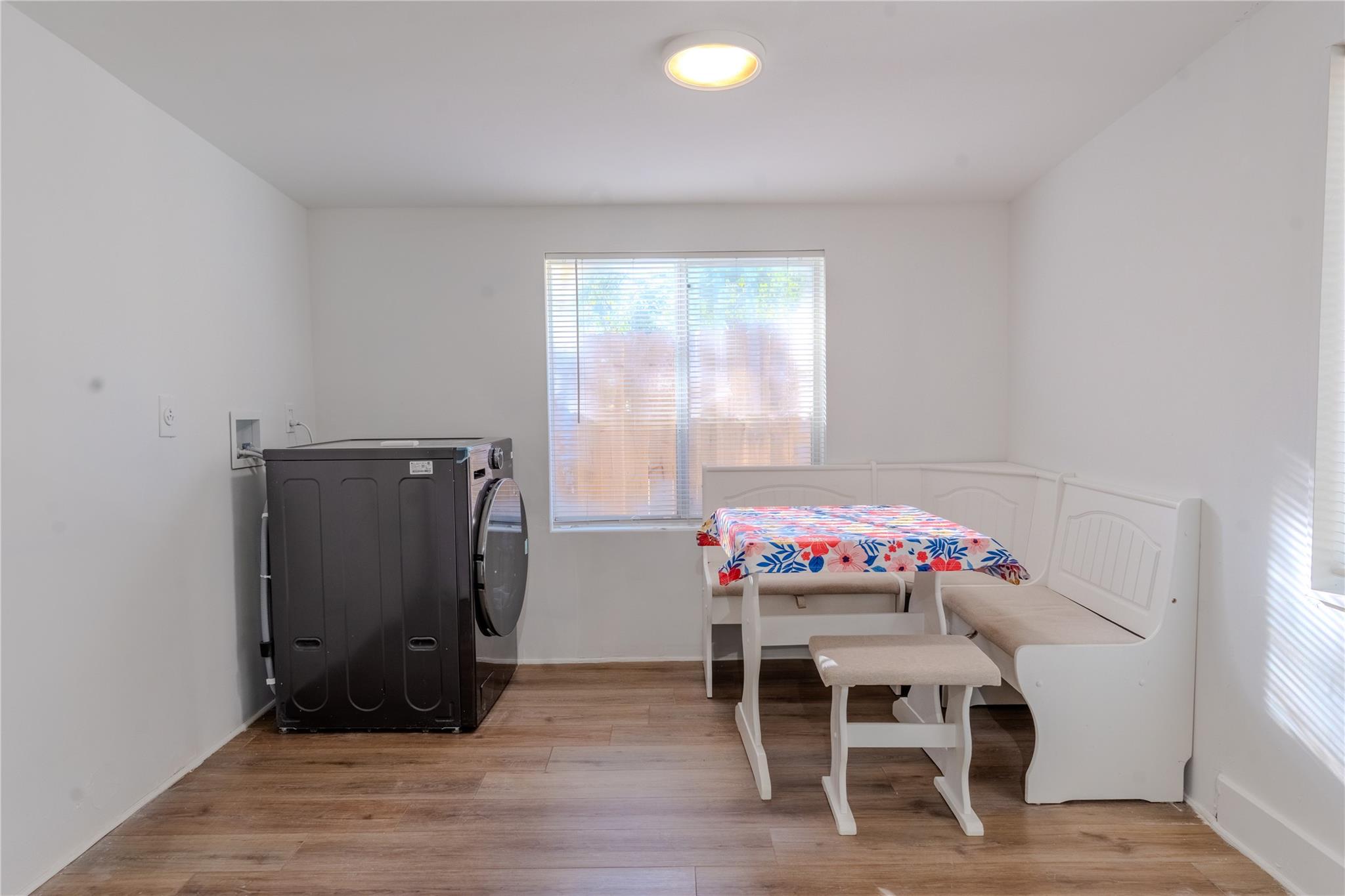 1120 Mark St Property Photo 14