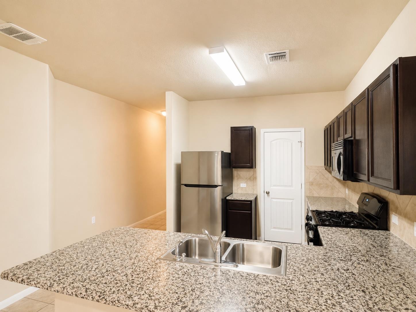 1707 Atlantica St Property Photo 6