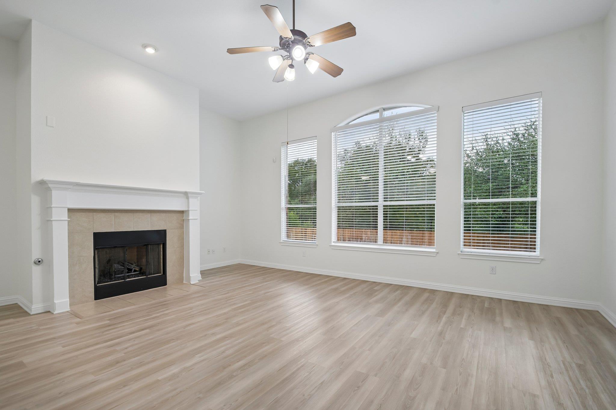 7224 Tanaqua Ln Property Photo 3