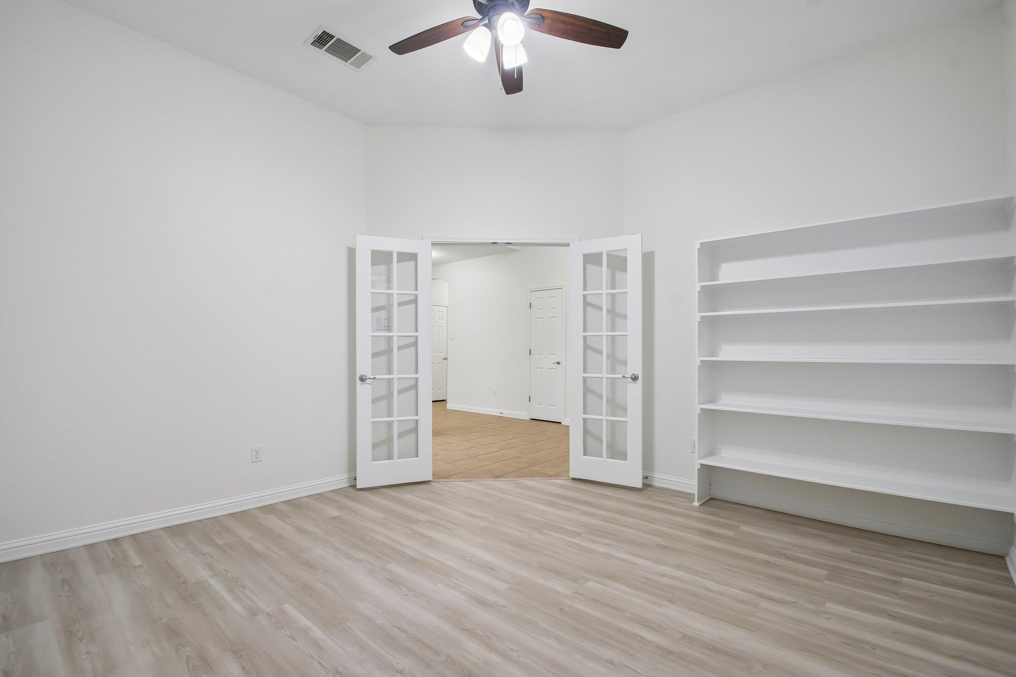 7224 Tanaqua Ln Property Photo 4