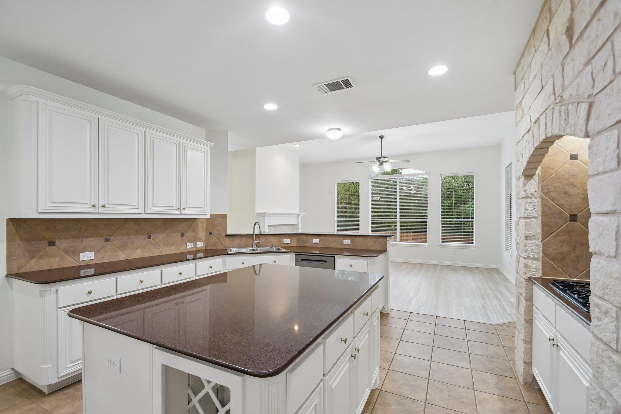 7224 Tanaqua Ln Property Photo 14
