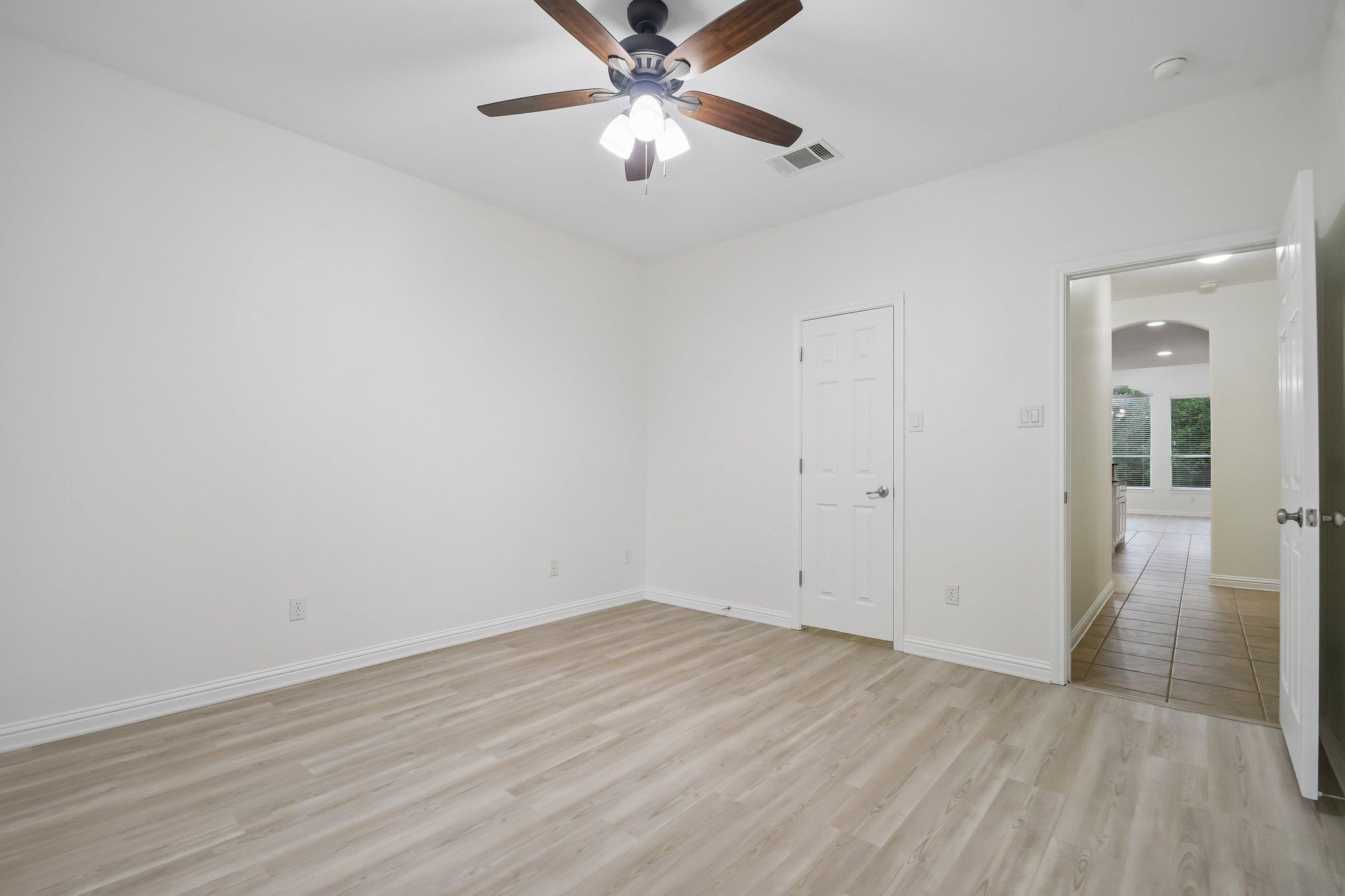 7224 Tanaqua Ln Property Photo 27