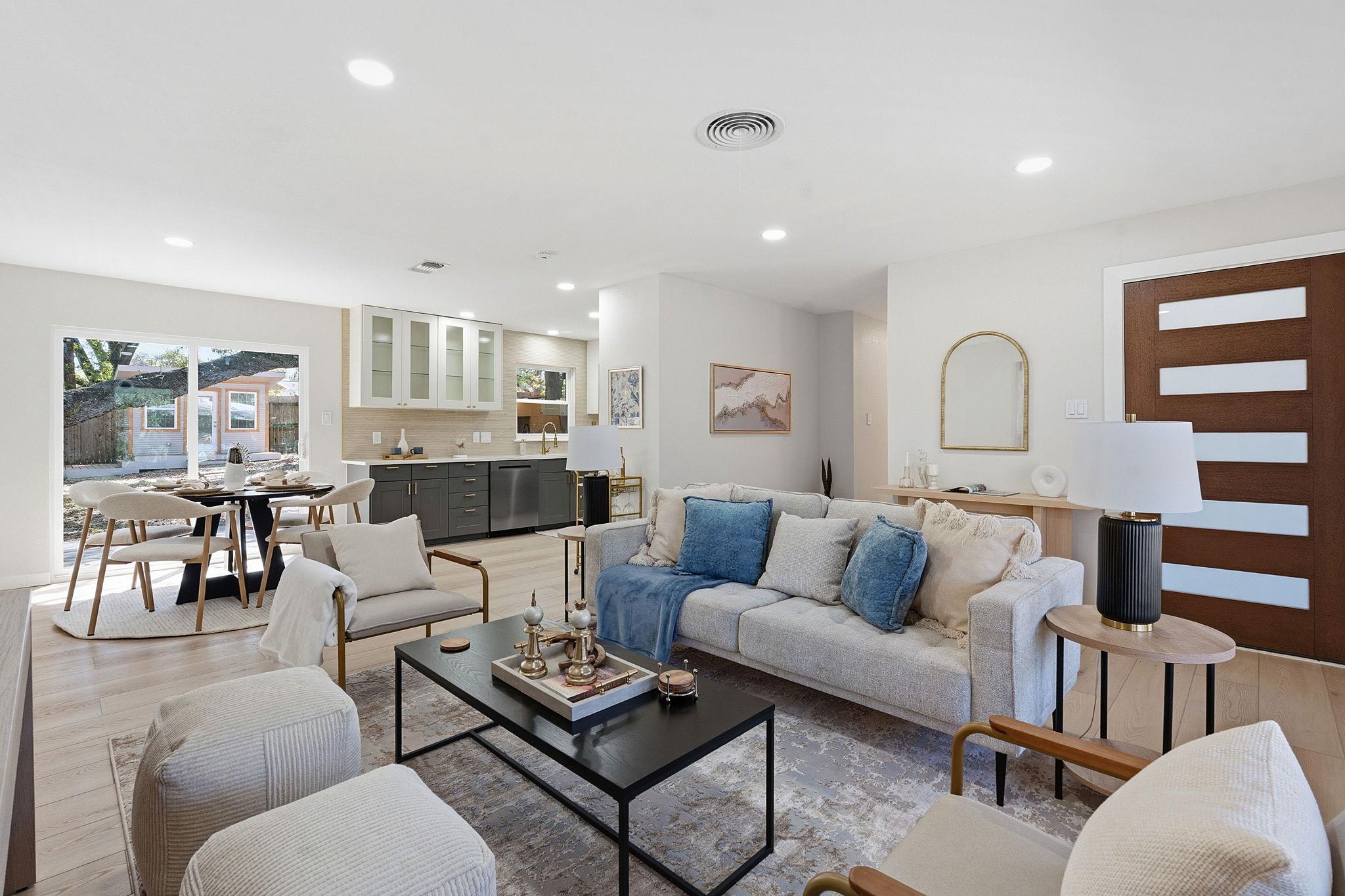 11805 Pollyanna Ave Property Photo 3