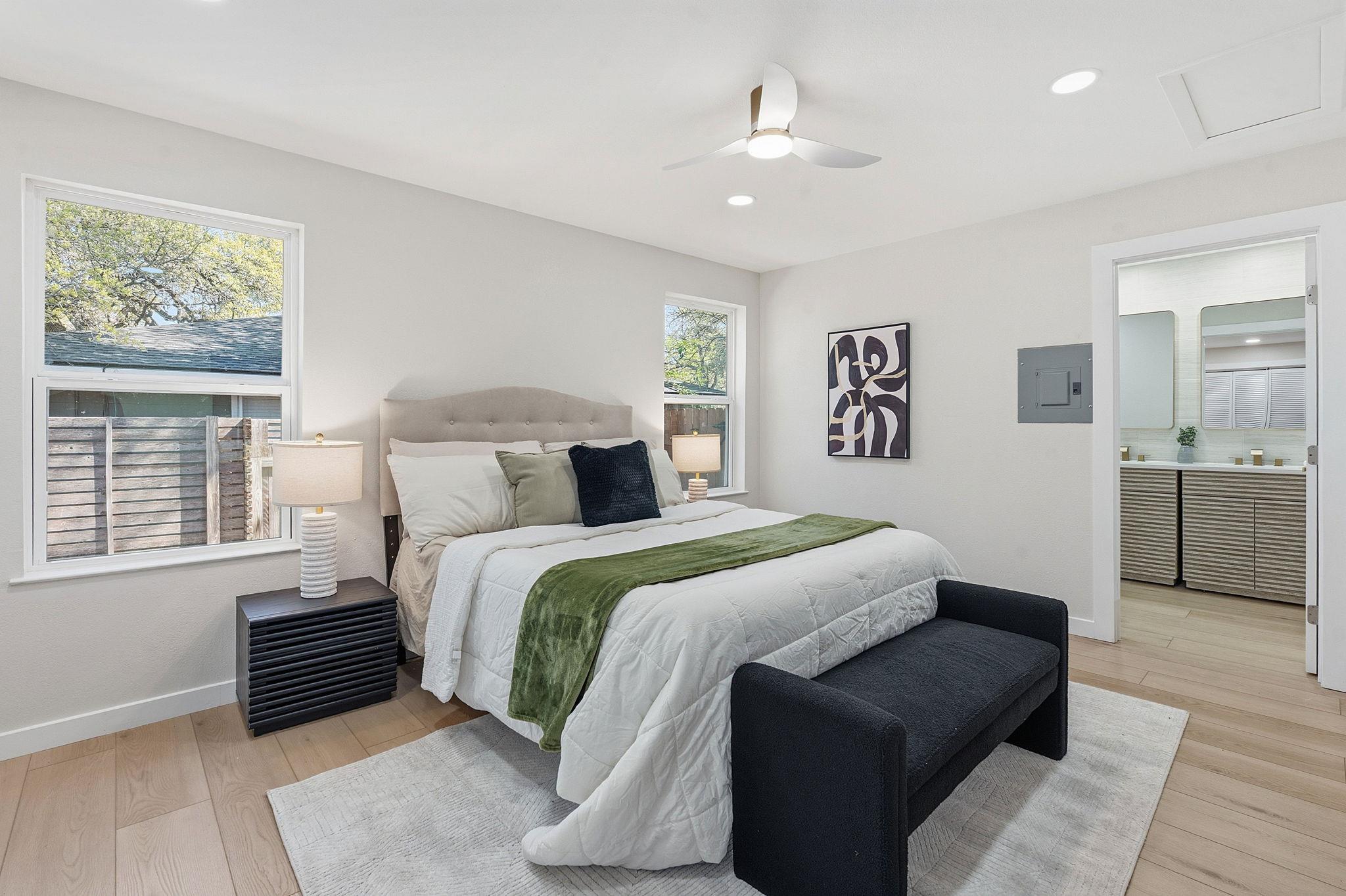 11805 Pollyanna Ave Property Photo 14
