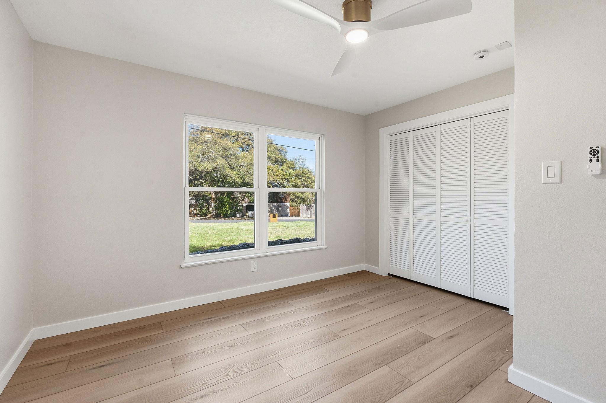 11805 Pollyanna Ave Property Photo 21