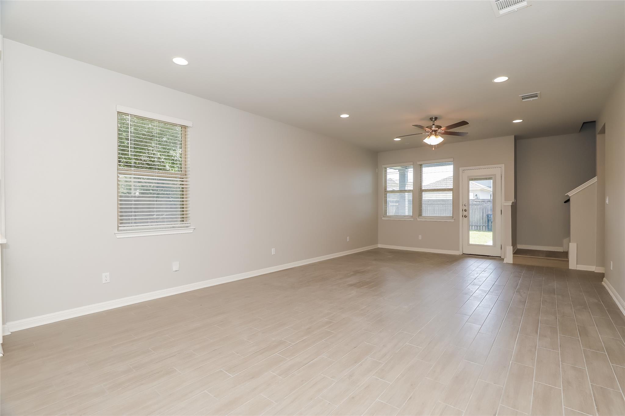 2724 Juniper Woods Rd Property Photo 7