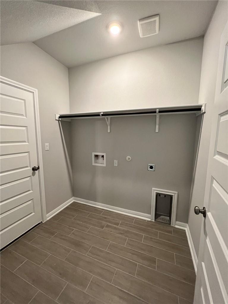 2724 Juniper Woods Rd Property Photo 17