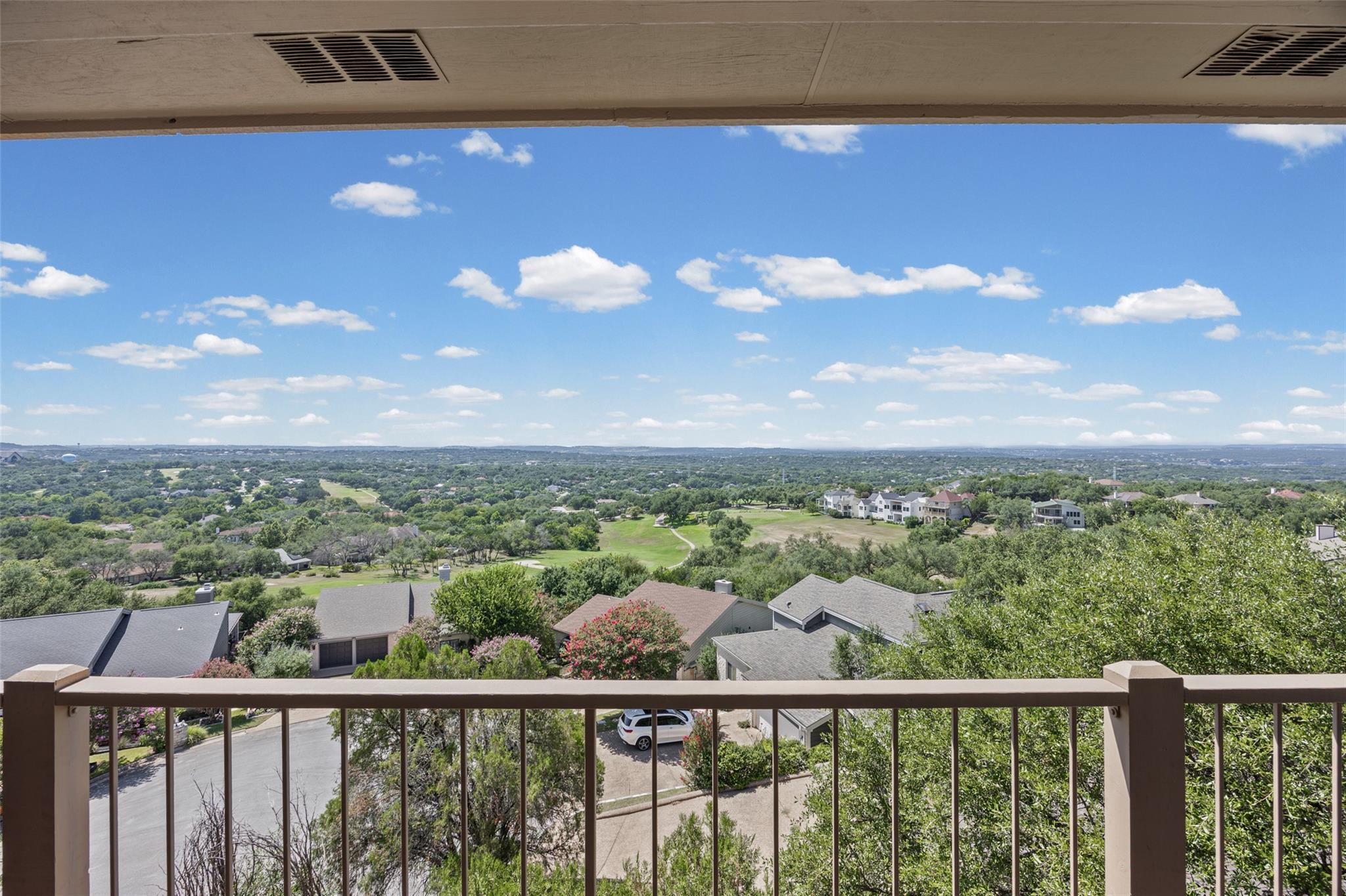 114 Paragon Ct Property Photo 4