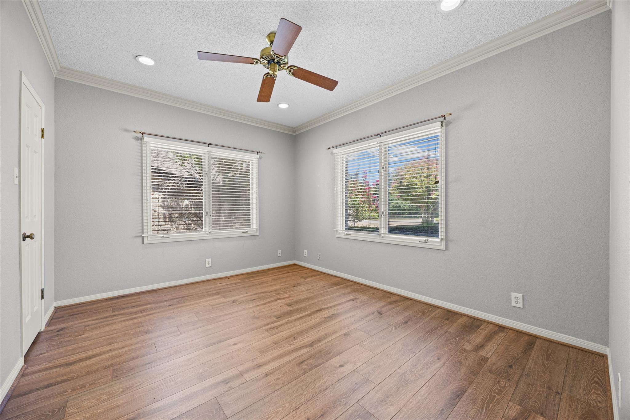 114 Paragon Ct Property Photo 8
