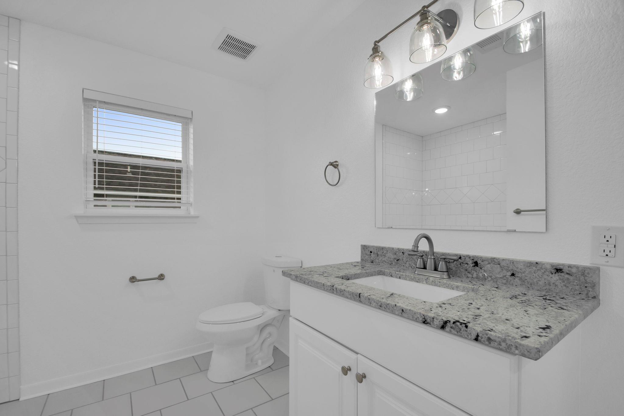 1000 E Fannin St Property Photo 19