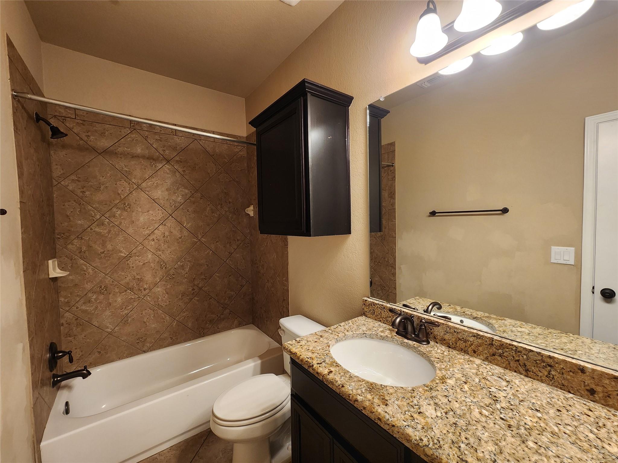 518 S Meadowlark St #b Property Photo 17