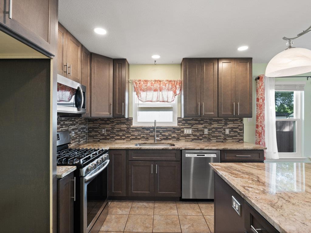 14761 Montoro Dr Property Photo 17