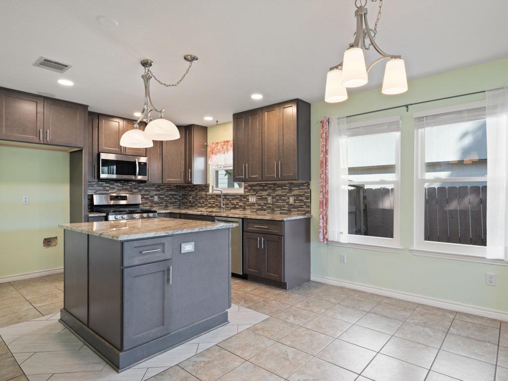 14761 Montoro Dr Property Photo 21