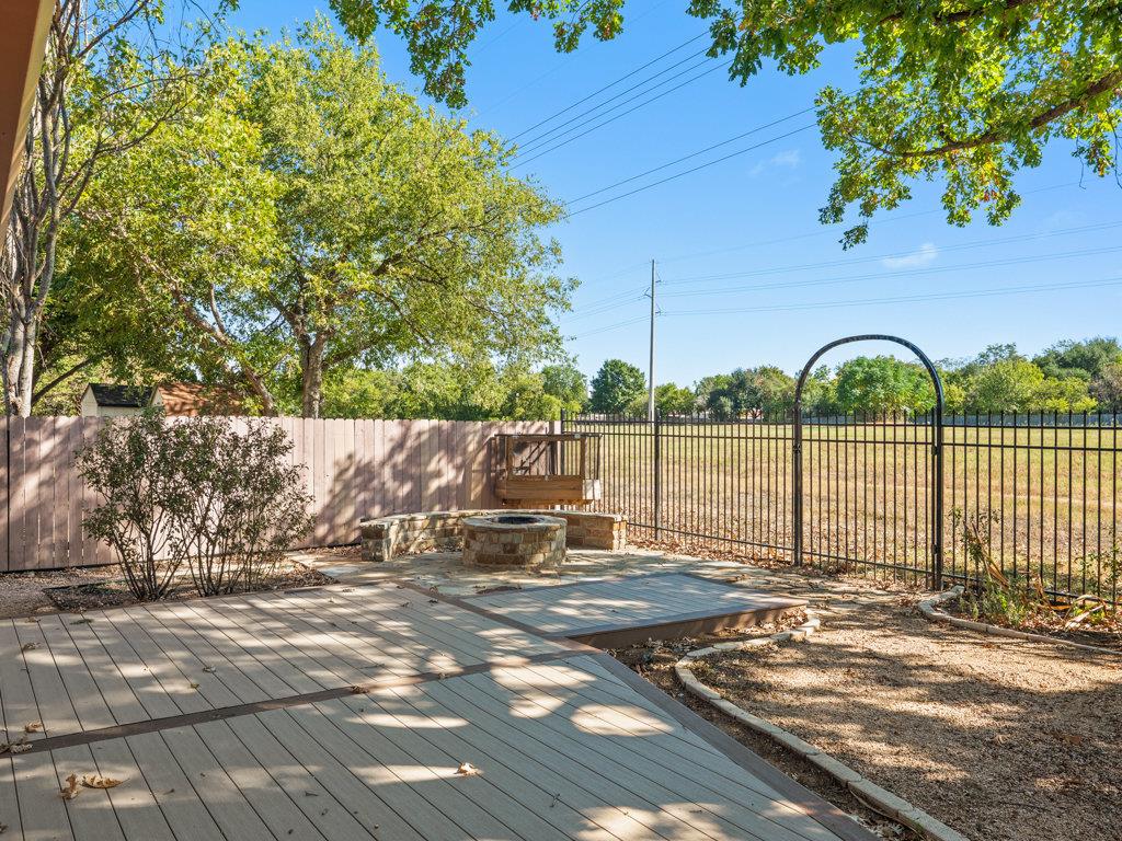 14761 Montoro Dr Property Photo 35