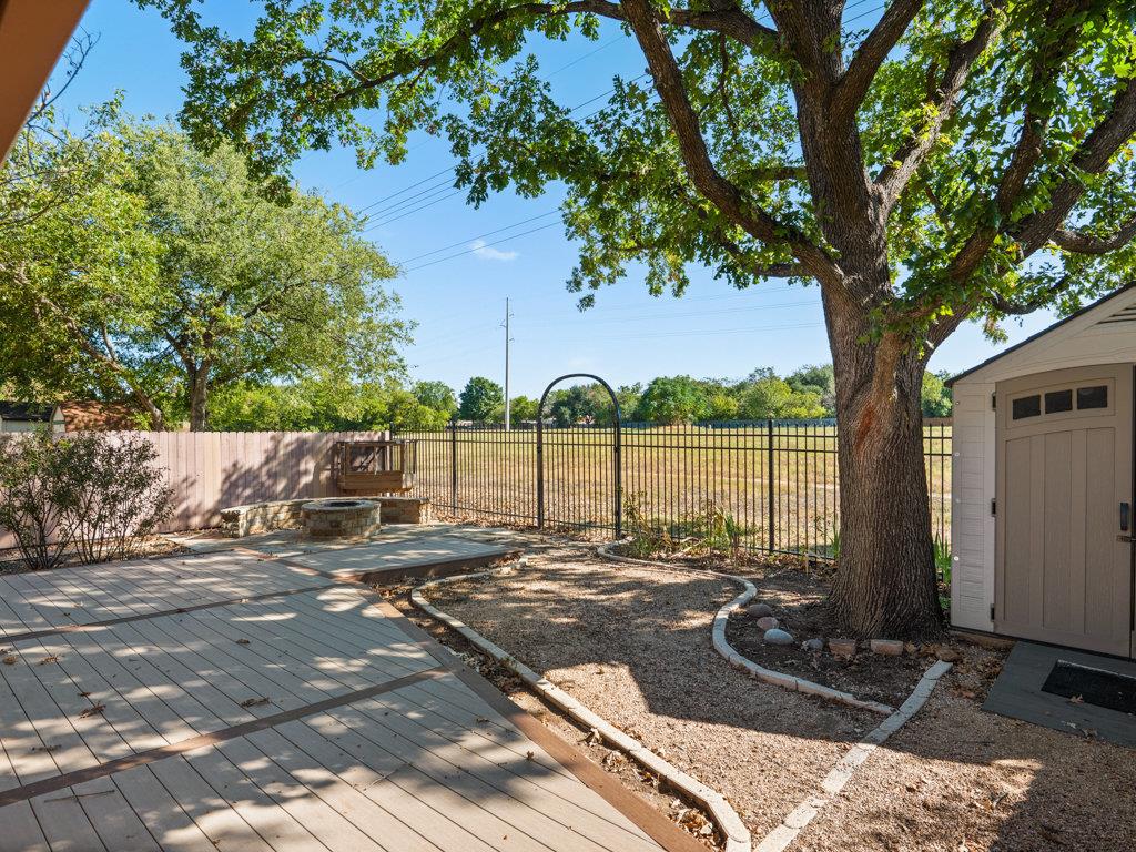 14761 Montoro Dr Property Photo 36