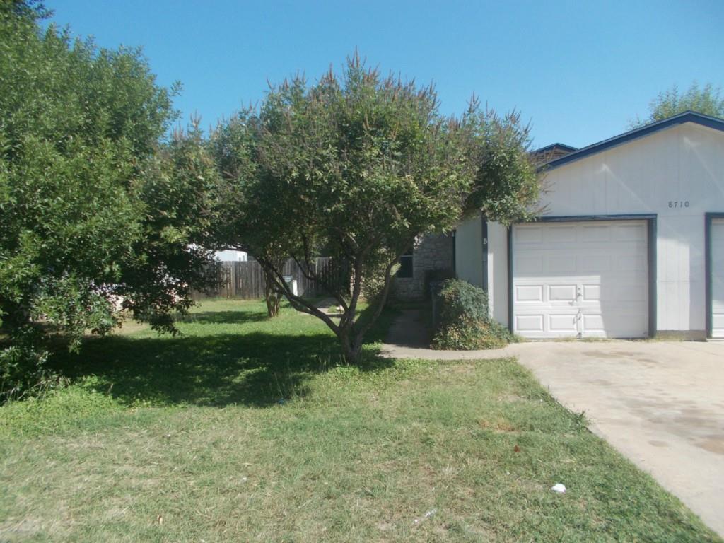 8710 Piney Point Dr #b Property Photo 1