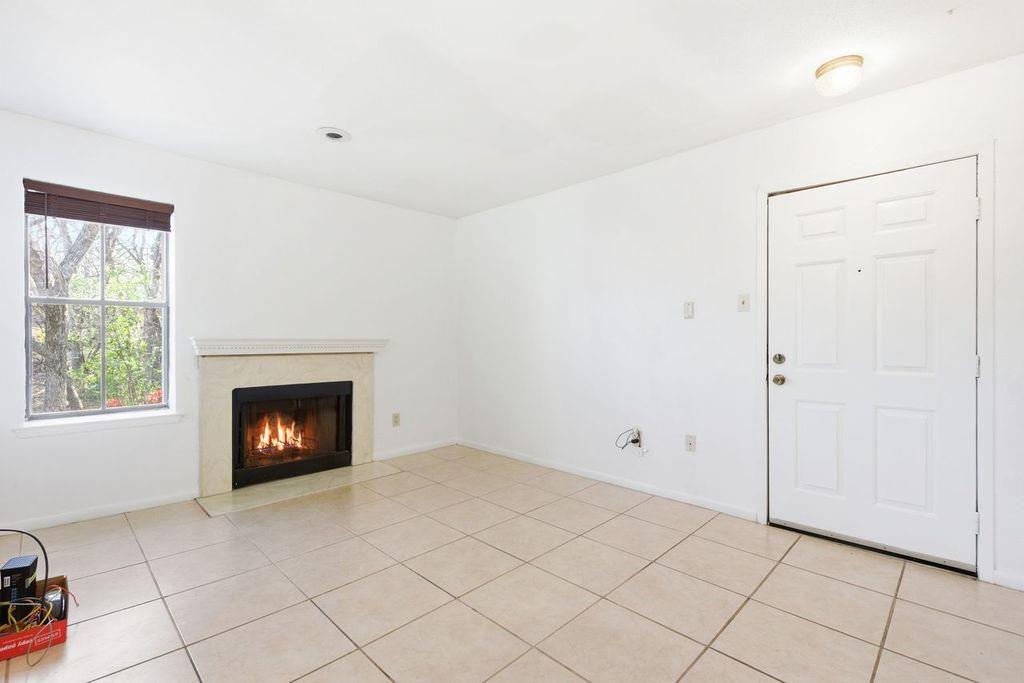 4500 E Oltorf St Property Photo 2
