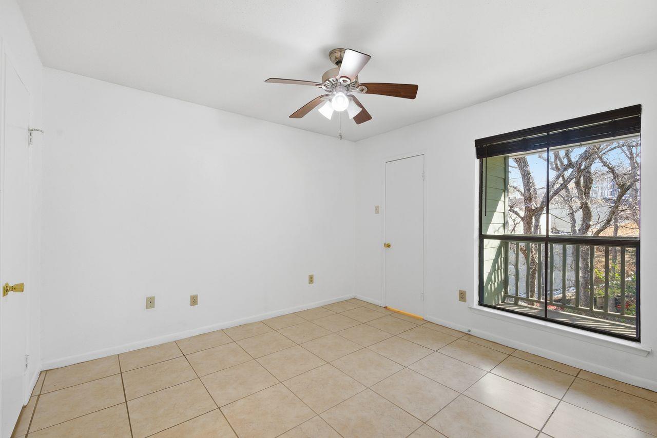4500 E Oltorf St Property Photo 6