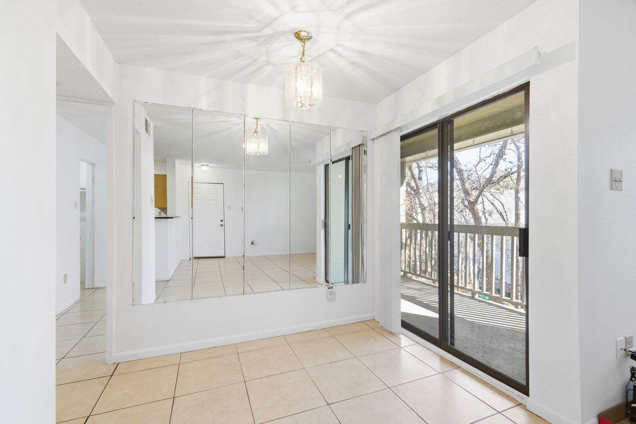 4500 E Oltorf St Property Photo 8