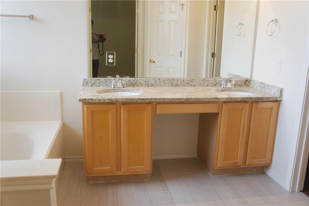 13632 Campesina Dr Property Photo 14