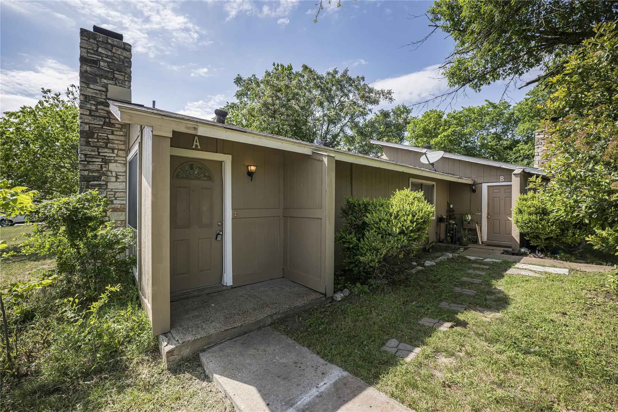 10400 Burmaster Ln Property Photo 1