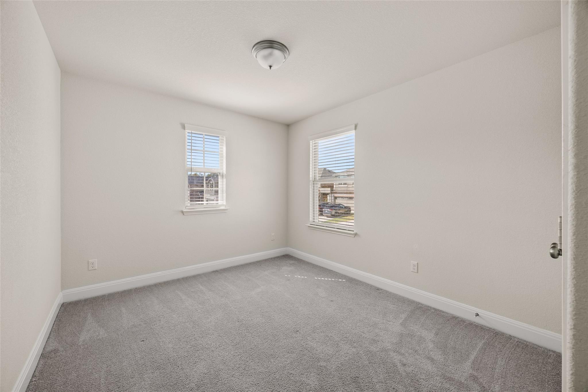 1051 Kenney Fort Xing #63 Property Photo 34