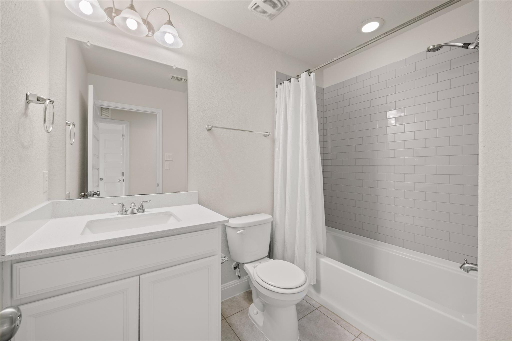1051 Kenney Fort Xing #63 Property Photo 35