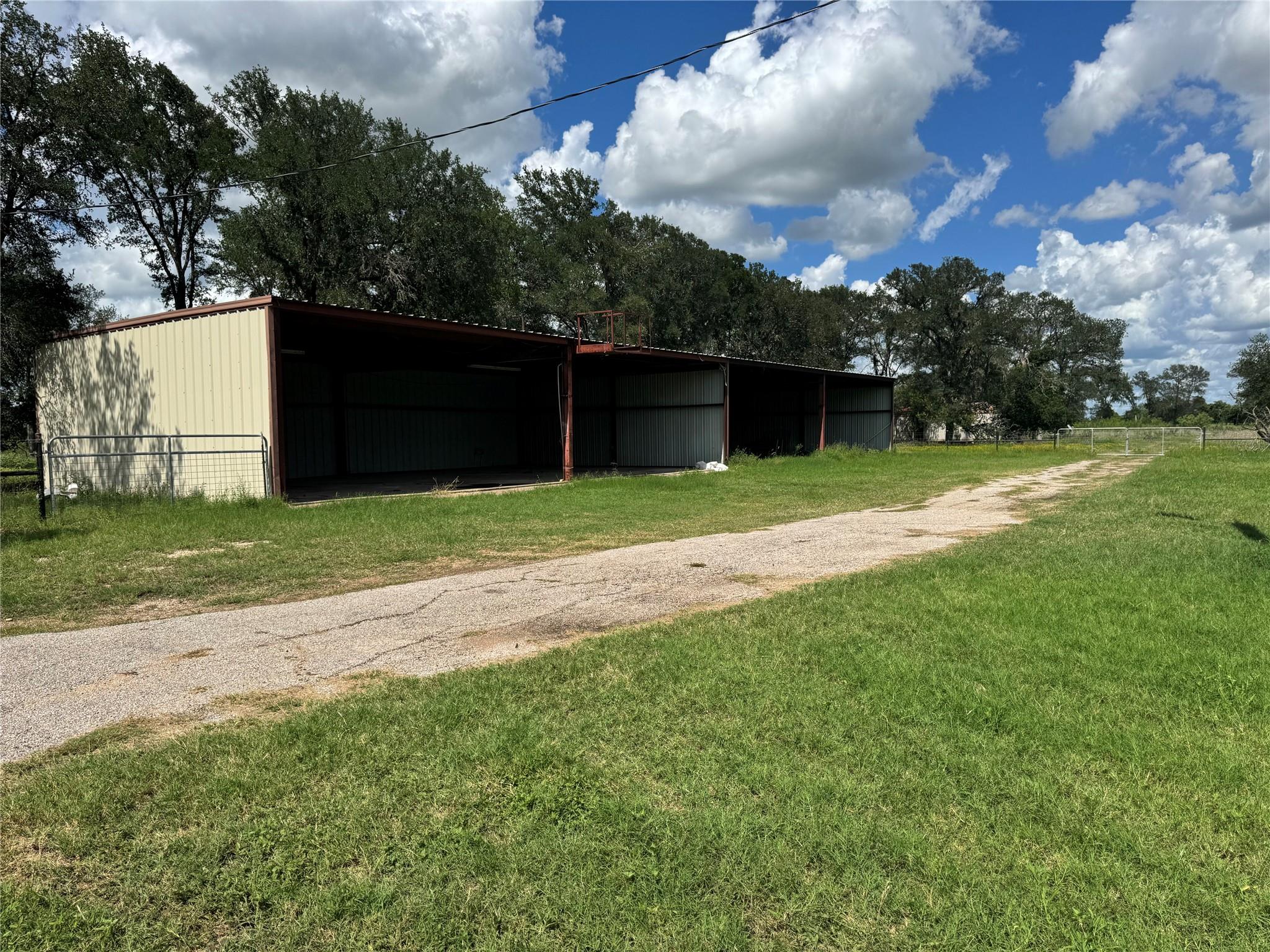 1417 Fm 969 None Property Photo 18