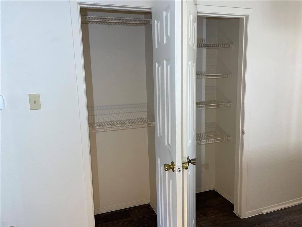 2415 W Slaughter Ln #d Property Photo 19