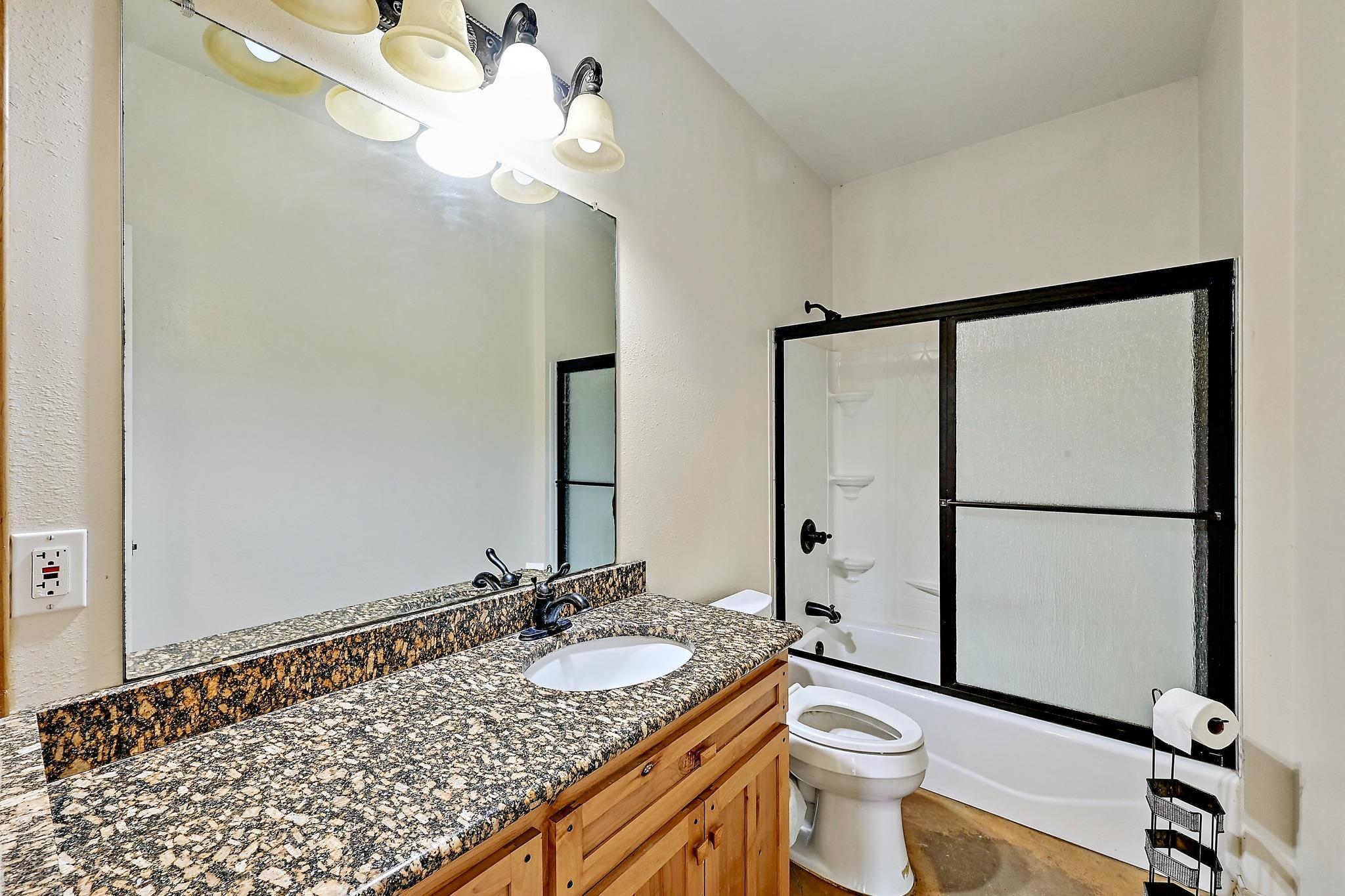 11791 Silver Springs Rd Property Photo 20