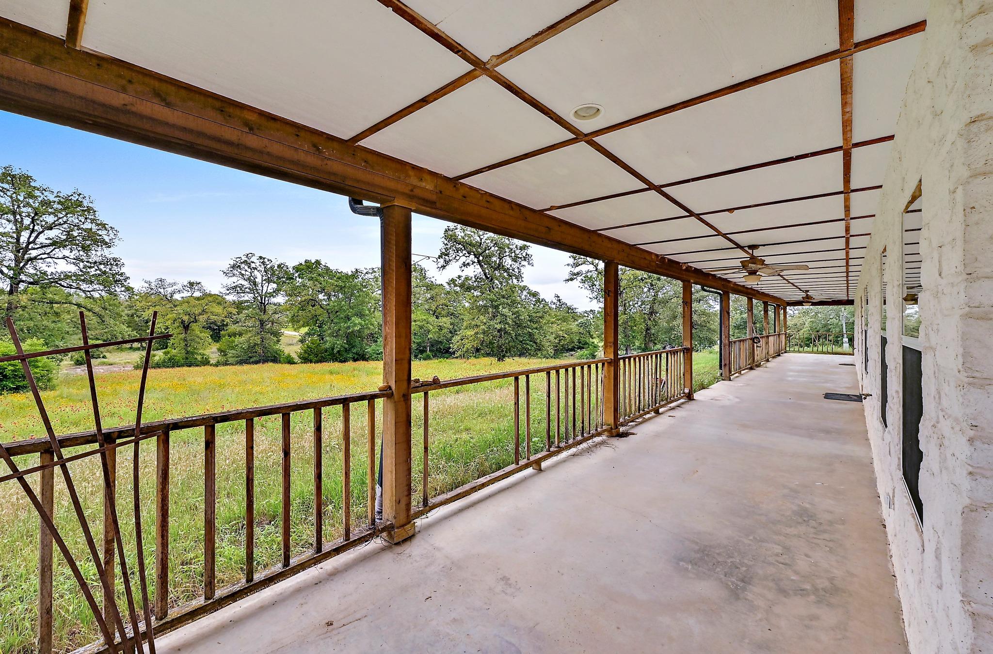 11791 Silver Springs Rd Property Photo 23