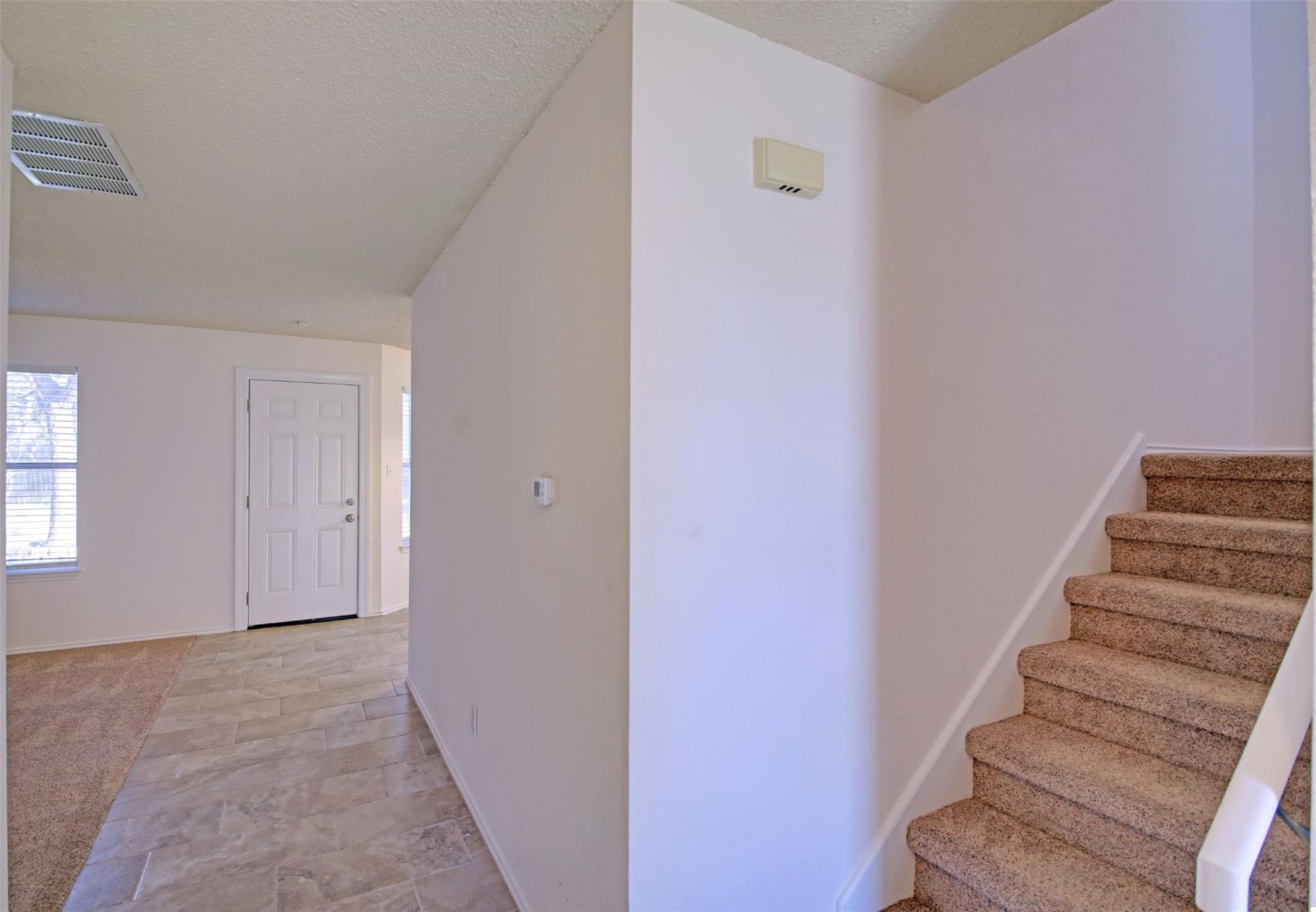 8800 Peppergrass Cv Property Photo 7