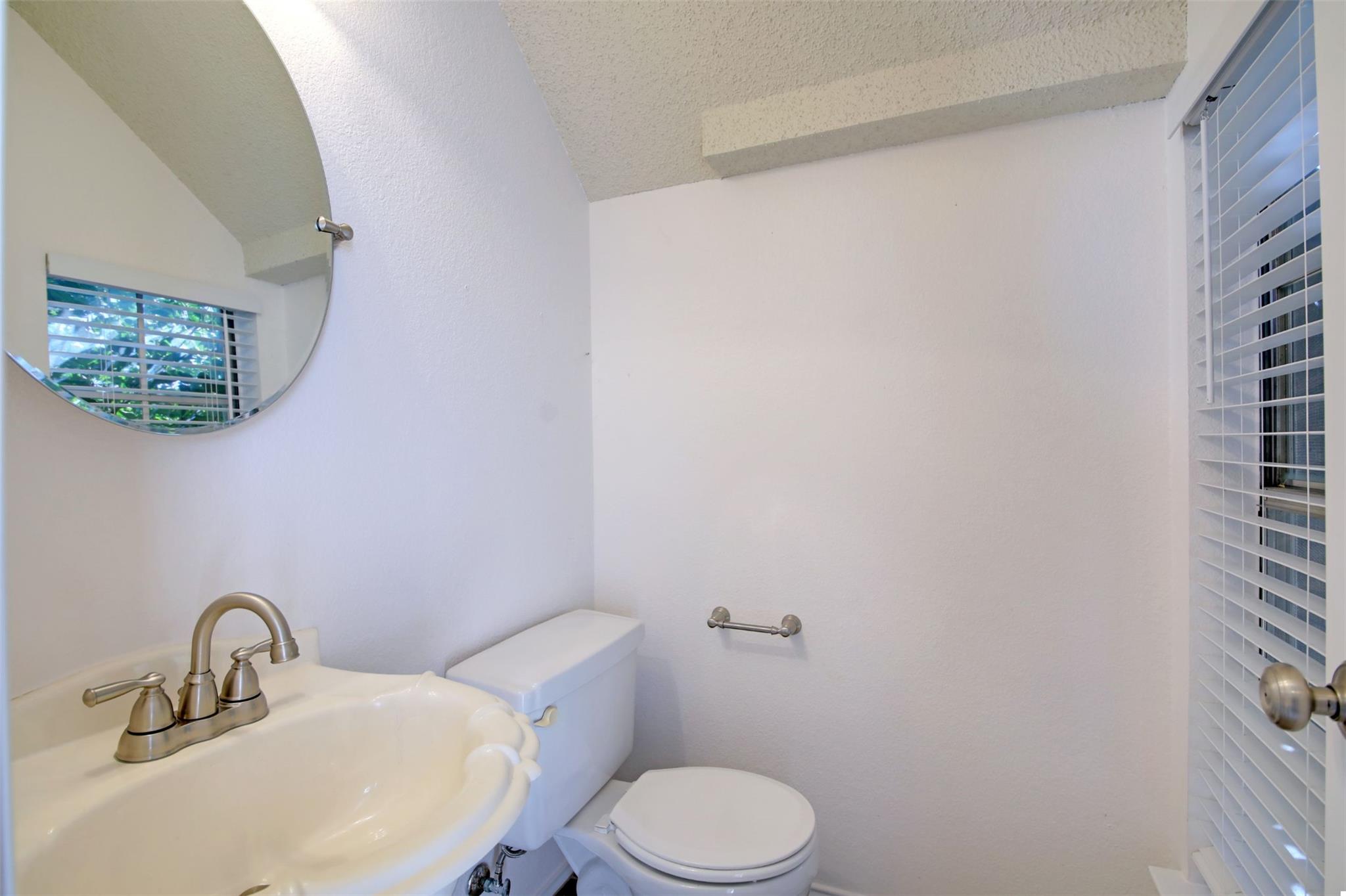 8800 Peppergrass Cv Property Photo 20