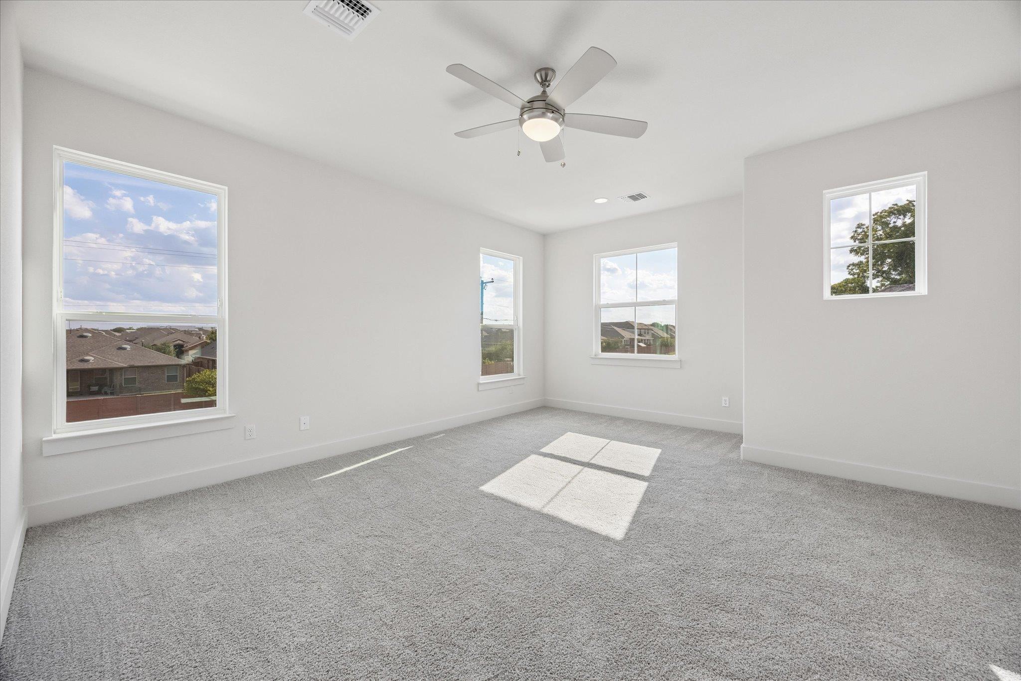 1531 N Red Bud Ln #28 Property Photo 8
