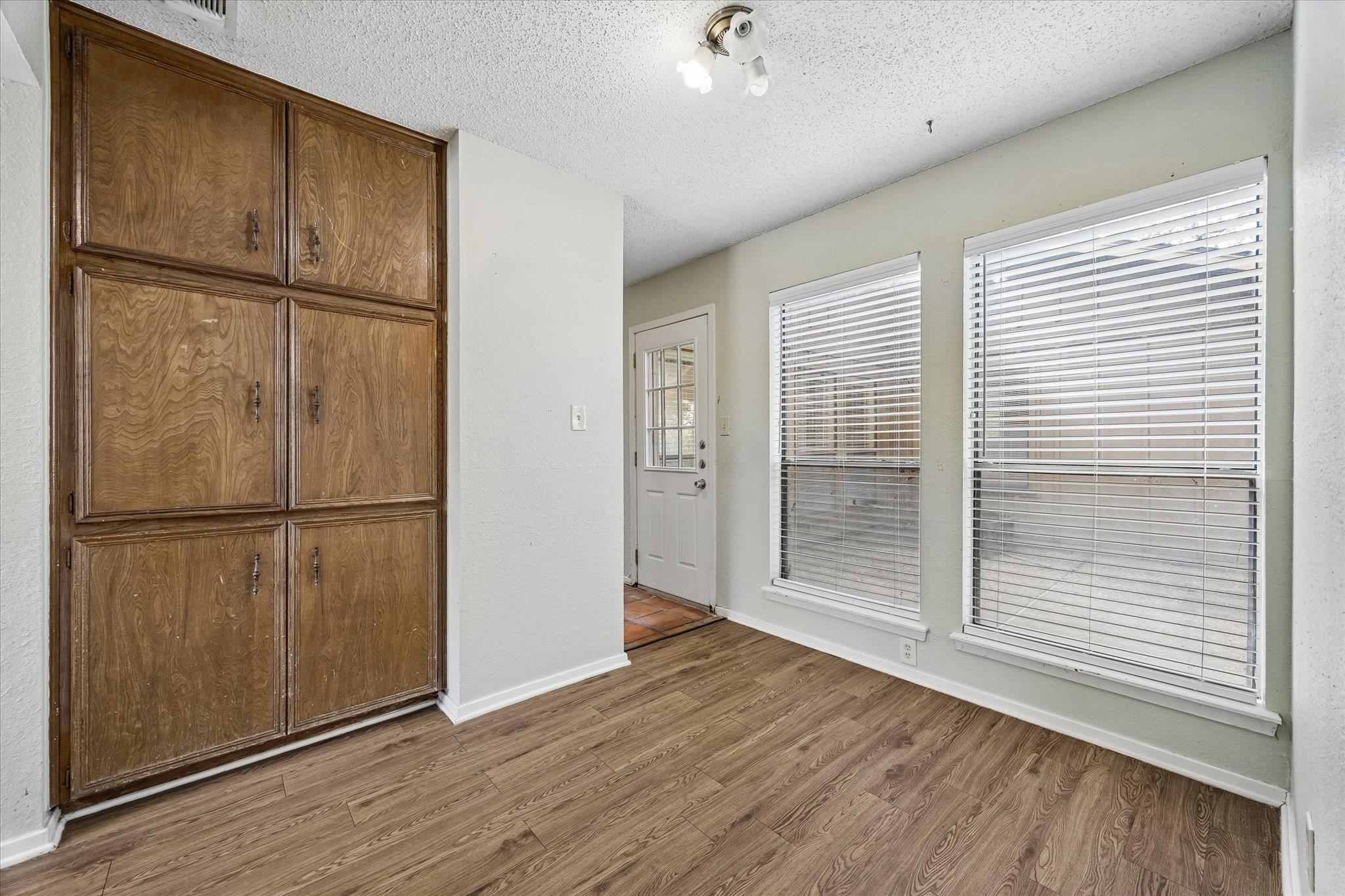 7115 Danwood Dr Property Photo 14