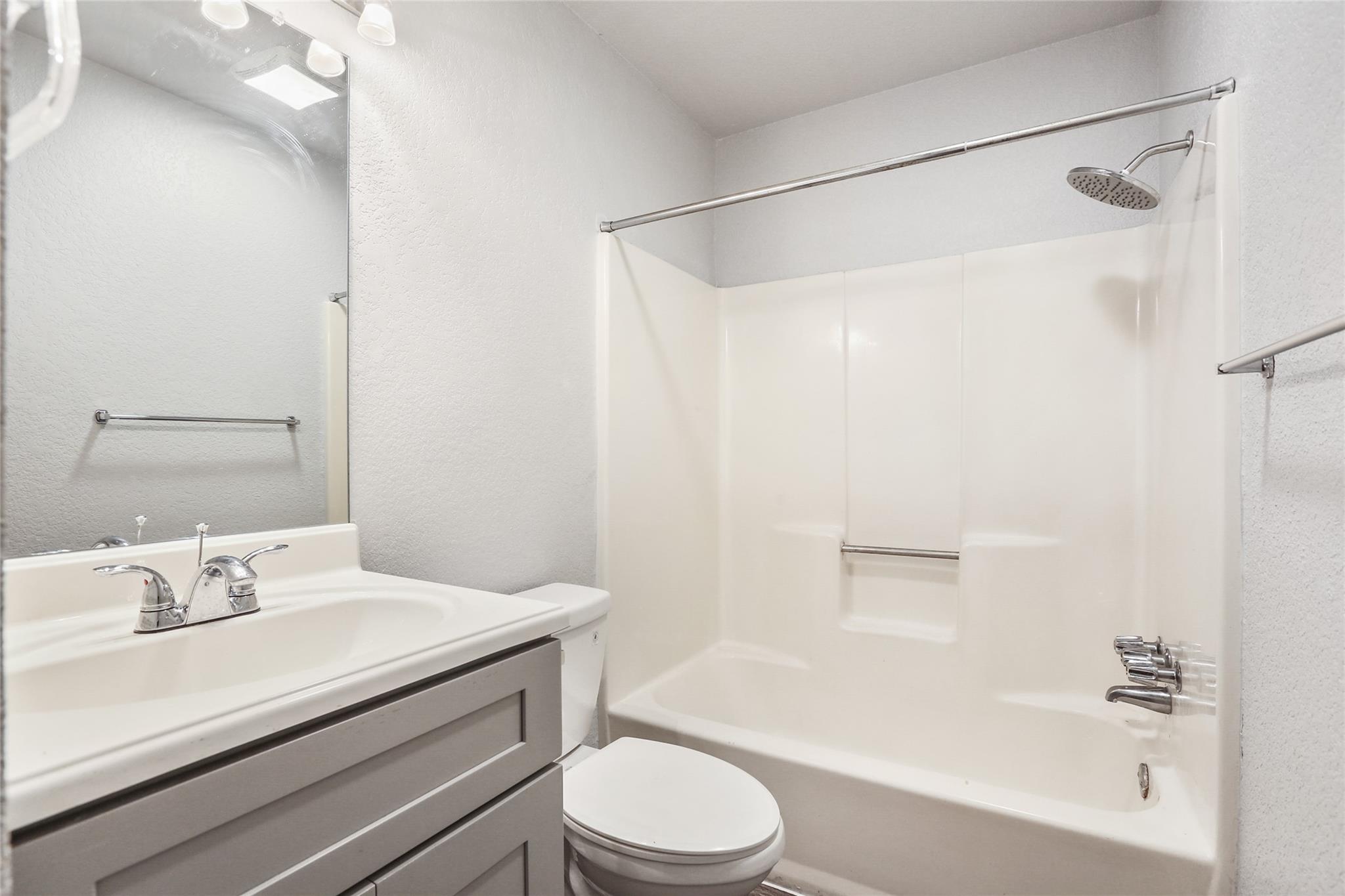 7415 Vintage Hills Dr #a Property Photo 10