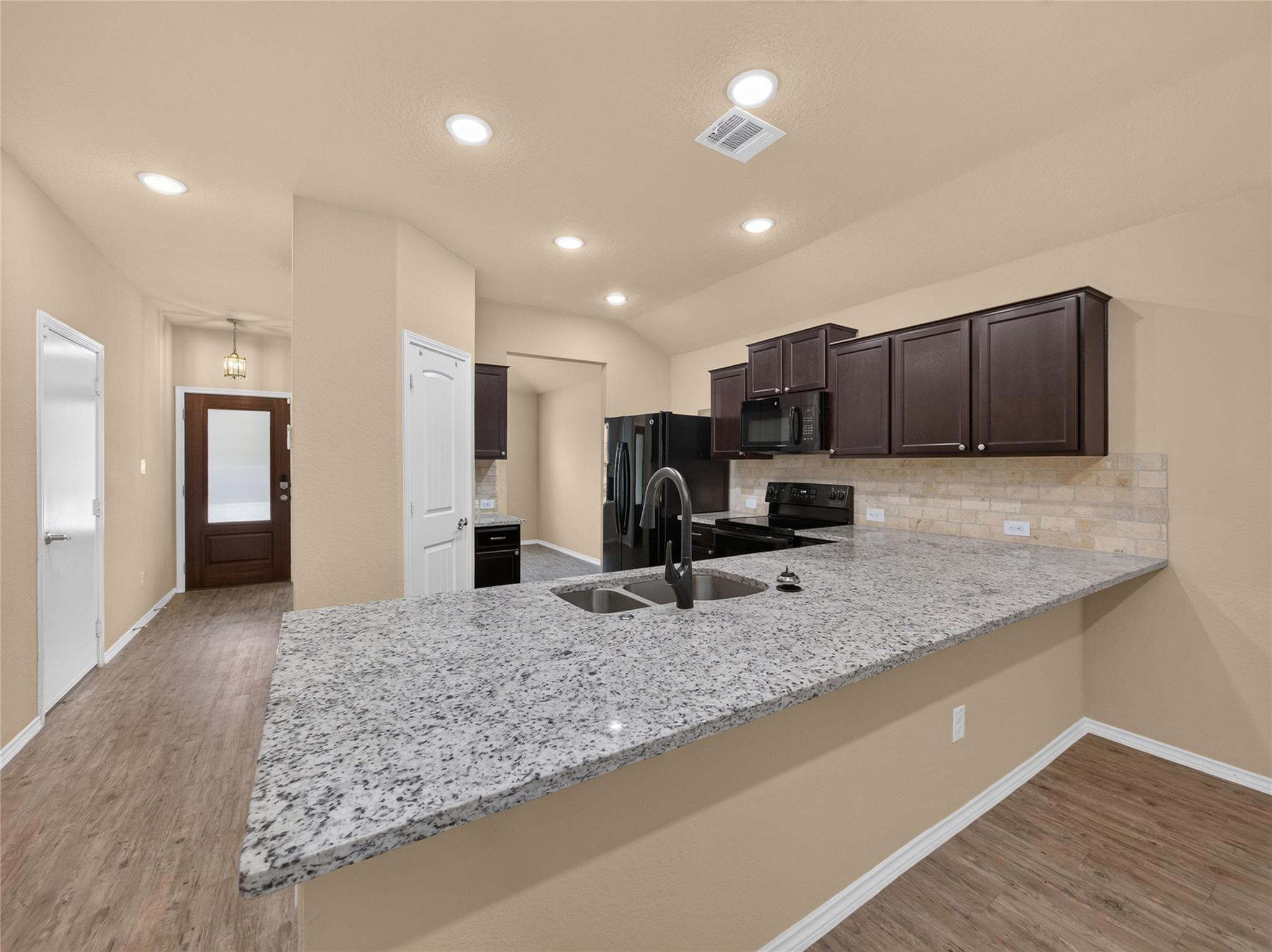 2941 Field Vw Property Photo 9