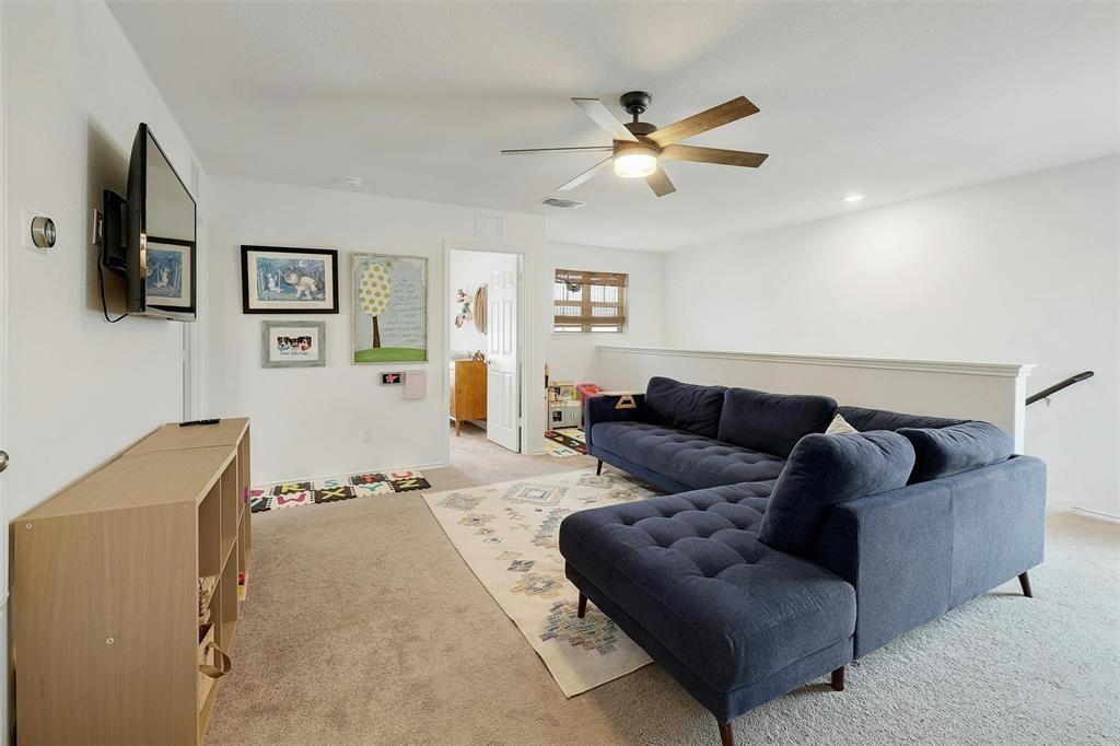 516 Hugenot Way Property Photo 6