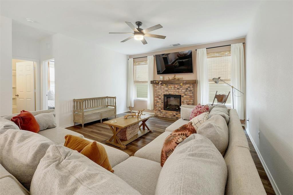 516 Hugenot Way Property Photo 8