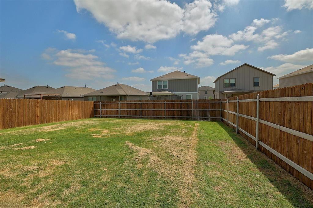 516 Hugenot Way Property Photo 31