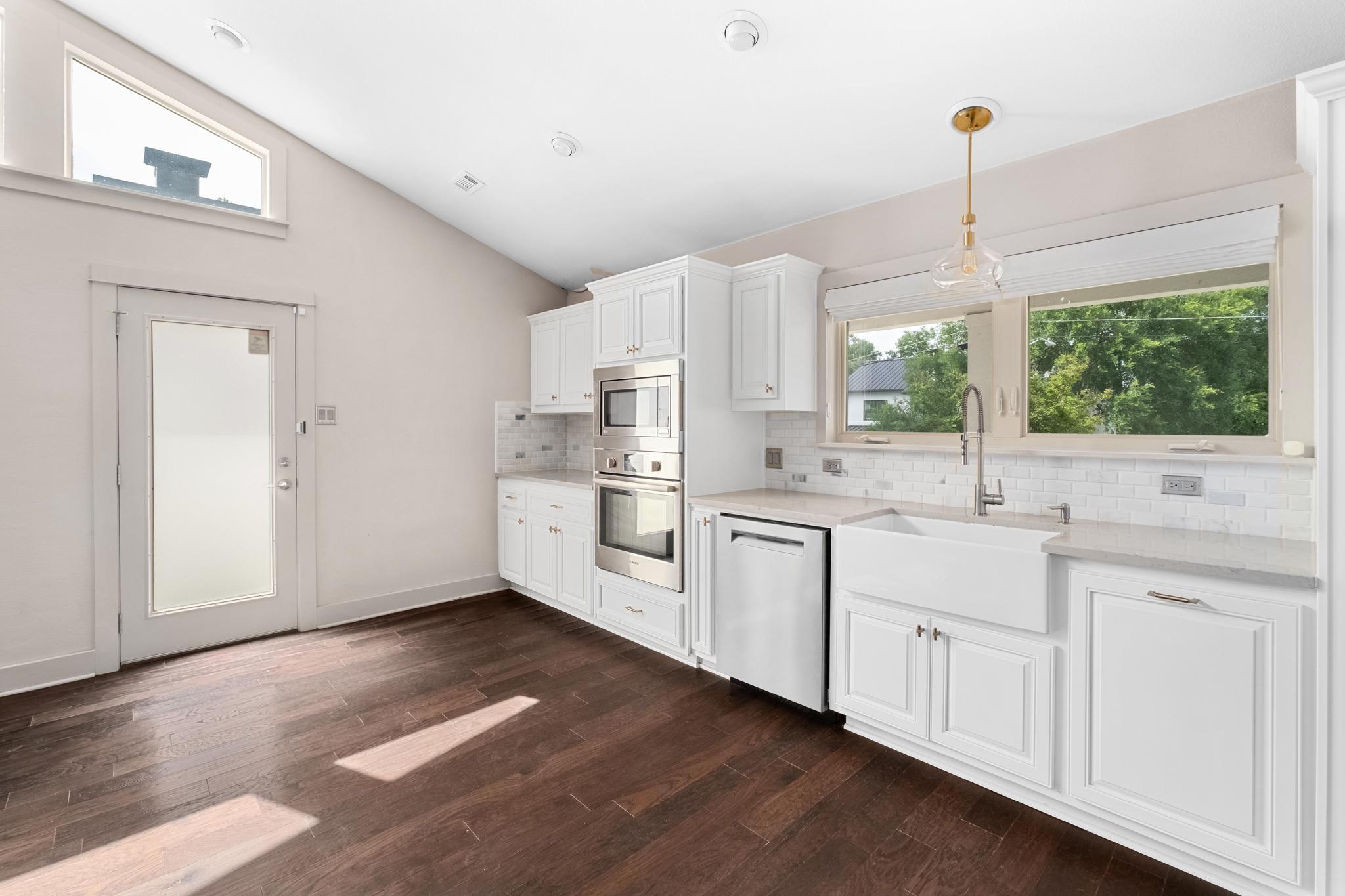 2802 Warren St #a Property Photo 10