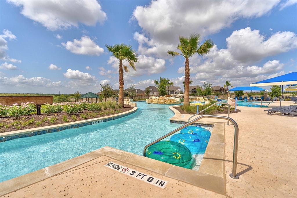 553 Betony Loop Property Photo 39